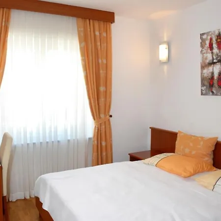 Benic Apartment *